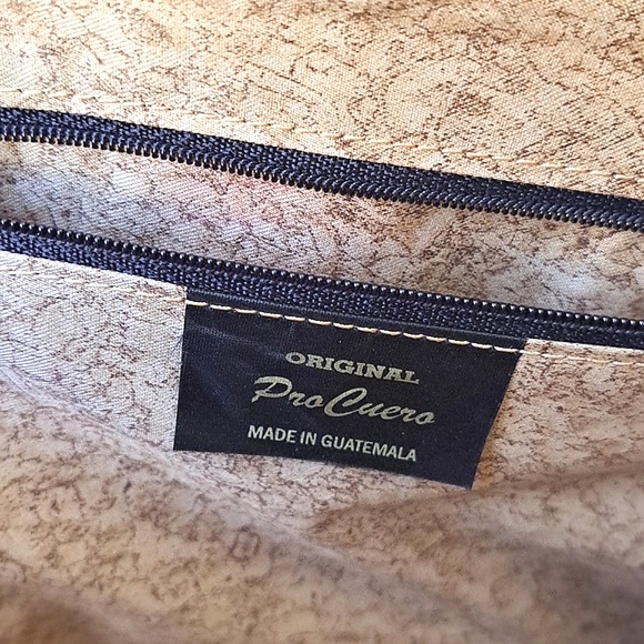 Large Antigua Pro Cuero Multicolor Tapestry Leather Handbag from Guatemala - Picture 10 of 11